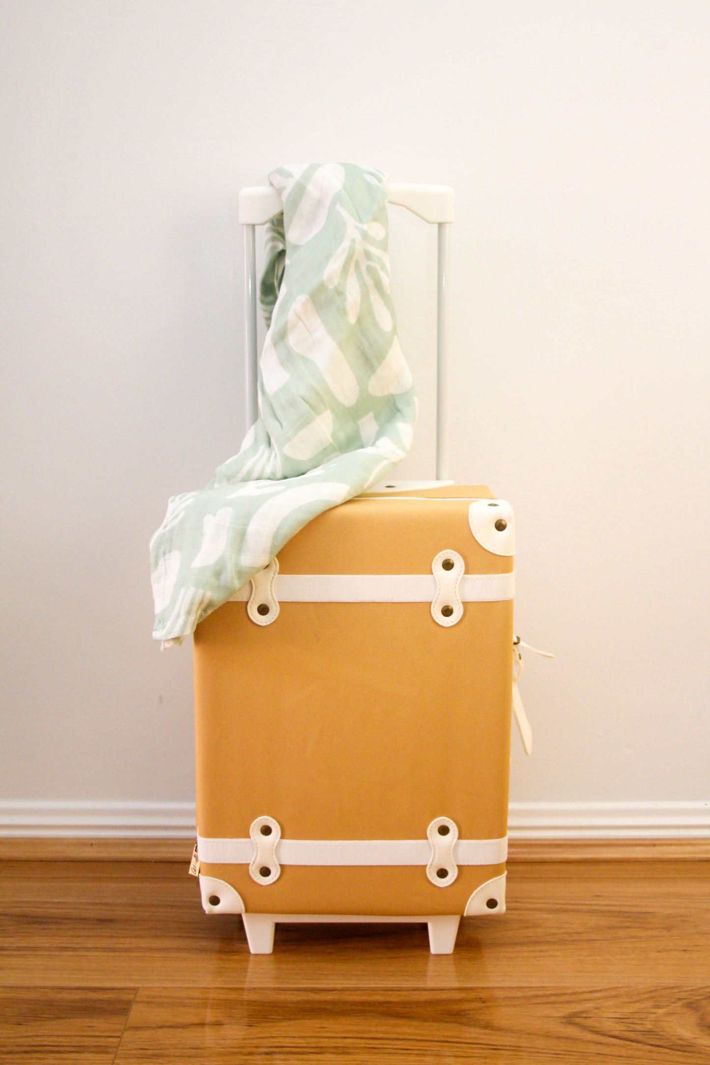 GOTS Certified Premium Muslin Swaddle- Soft, Stylish & Breathable